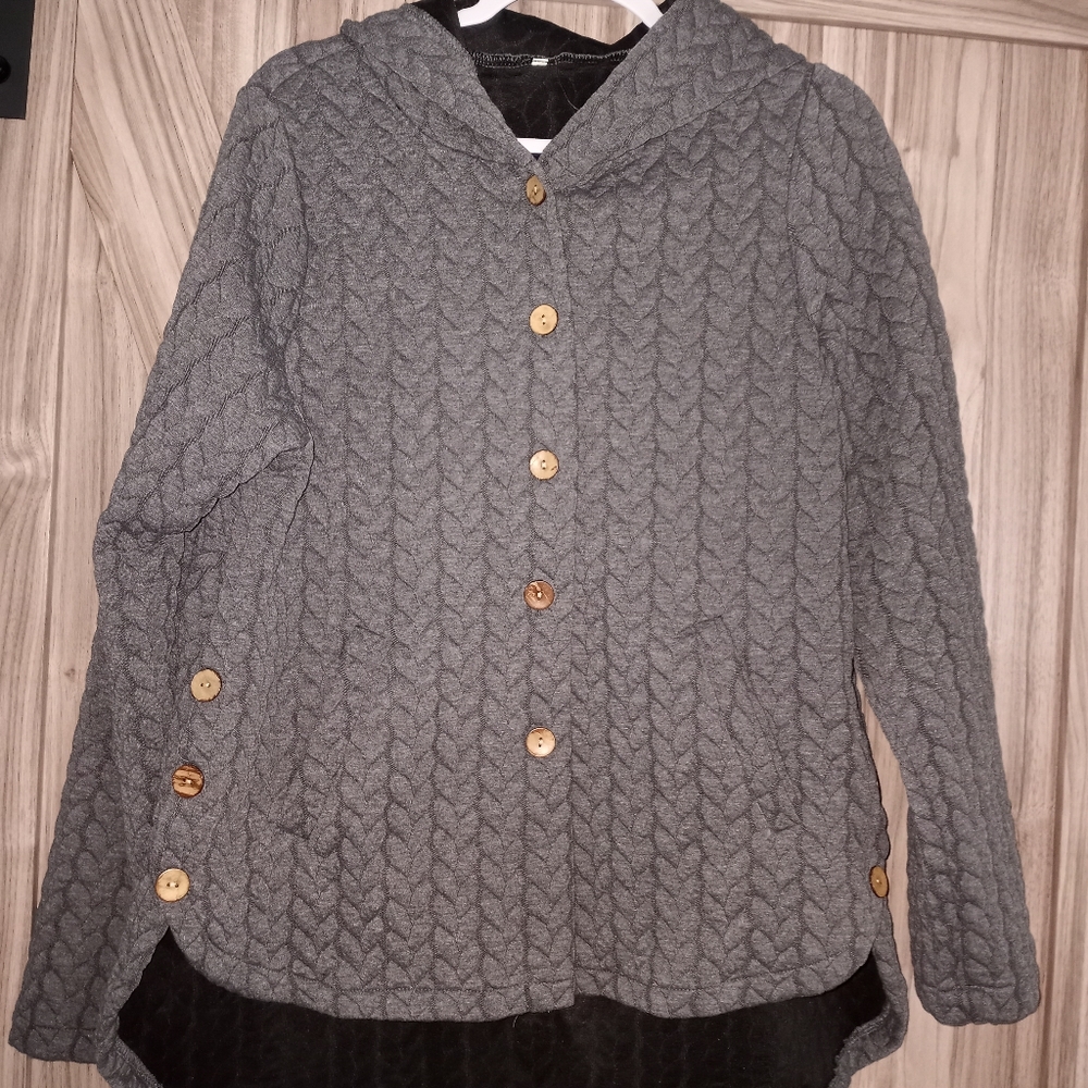 Gray quilted design hooded jacket